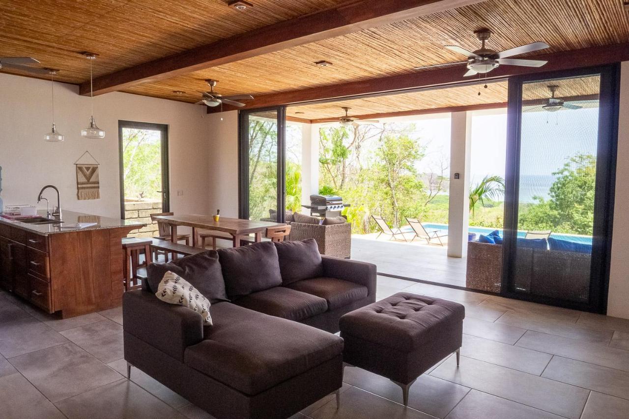 Casa Margarita - Stylish 3-Bdrm Home - Pool, Ocean & Sunset Views Сан Хуан дел Сур Екстериор снимка
